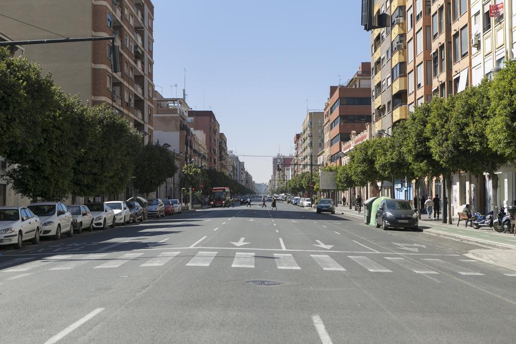 Apartup Las Naves Valencia Luaran gambar
